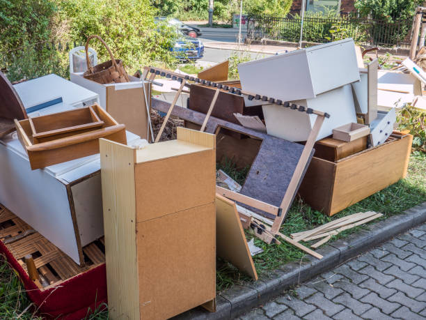 Best Local Junk Hauling  in Watford City, ND